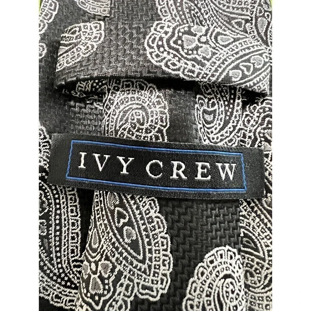 NWOT Ivy Crew Dress Shirt Tie Paisley Black White Length 58